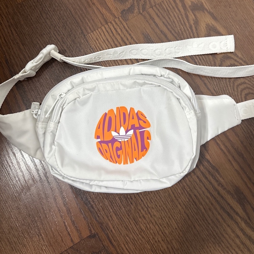 Adidas Originals White Festival Belt Bag Fanny Pack Travel Crossbody